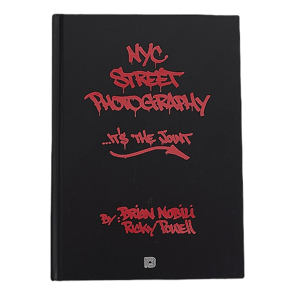 Nyc Street Photography: It´s T Black