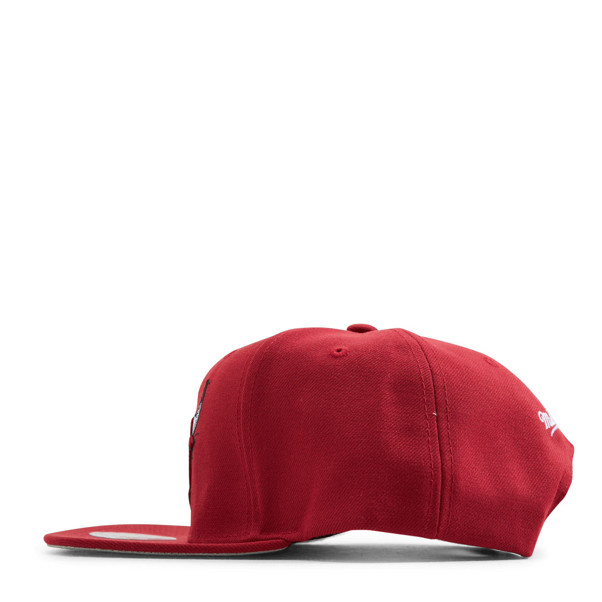 Bulls Embroidery Glitch Snapback