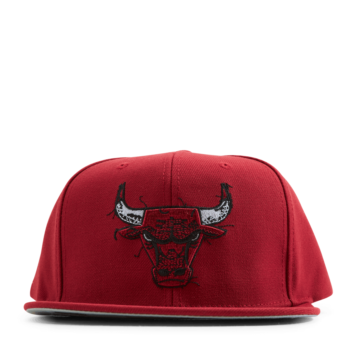 Bulls Embroidery Glitch Snapback