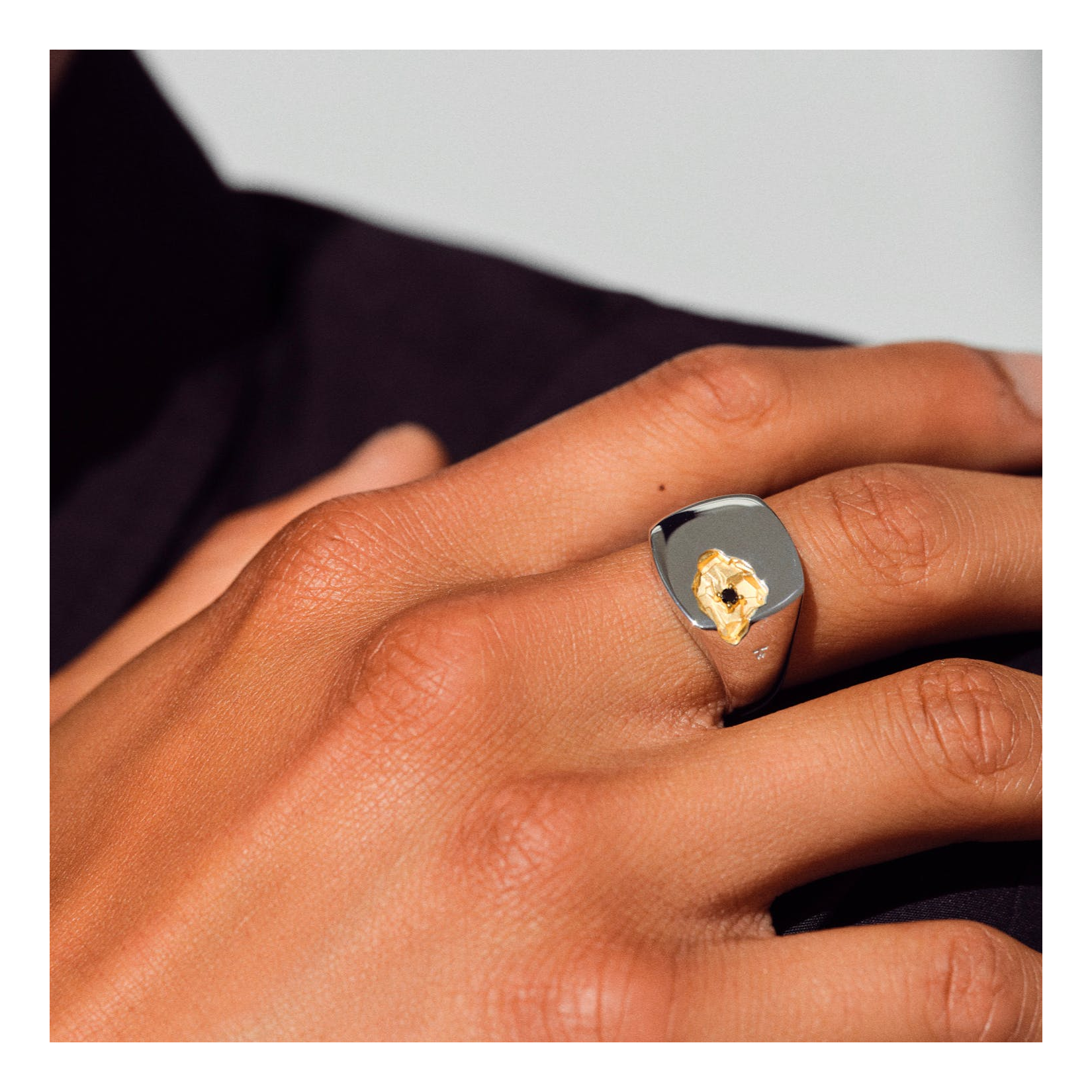 Tom Wood Mined Ring Large Bla | Caliroots.com Tom Wood Mined Ring Large Bla | Caliroots.com