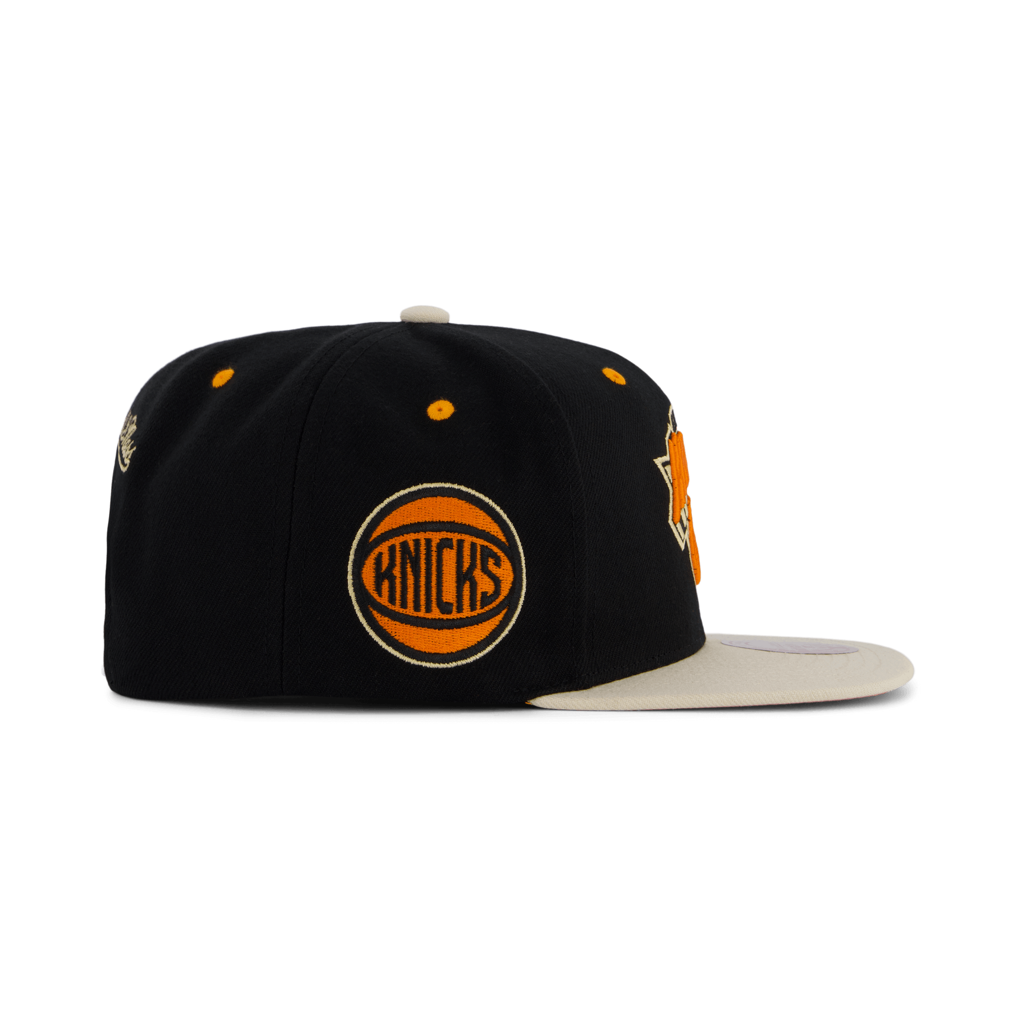 Knicks Pin Drop Snapback