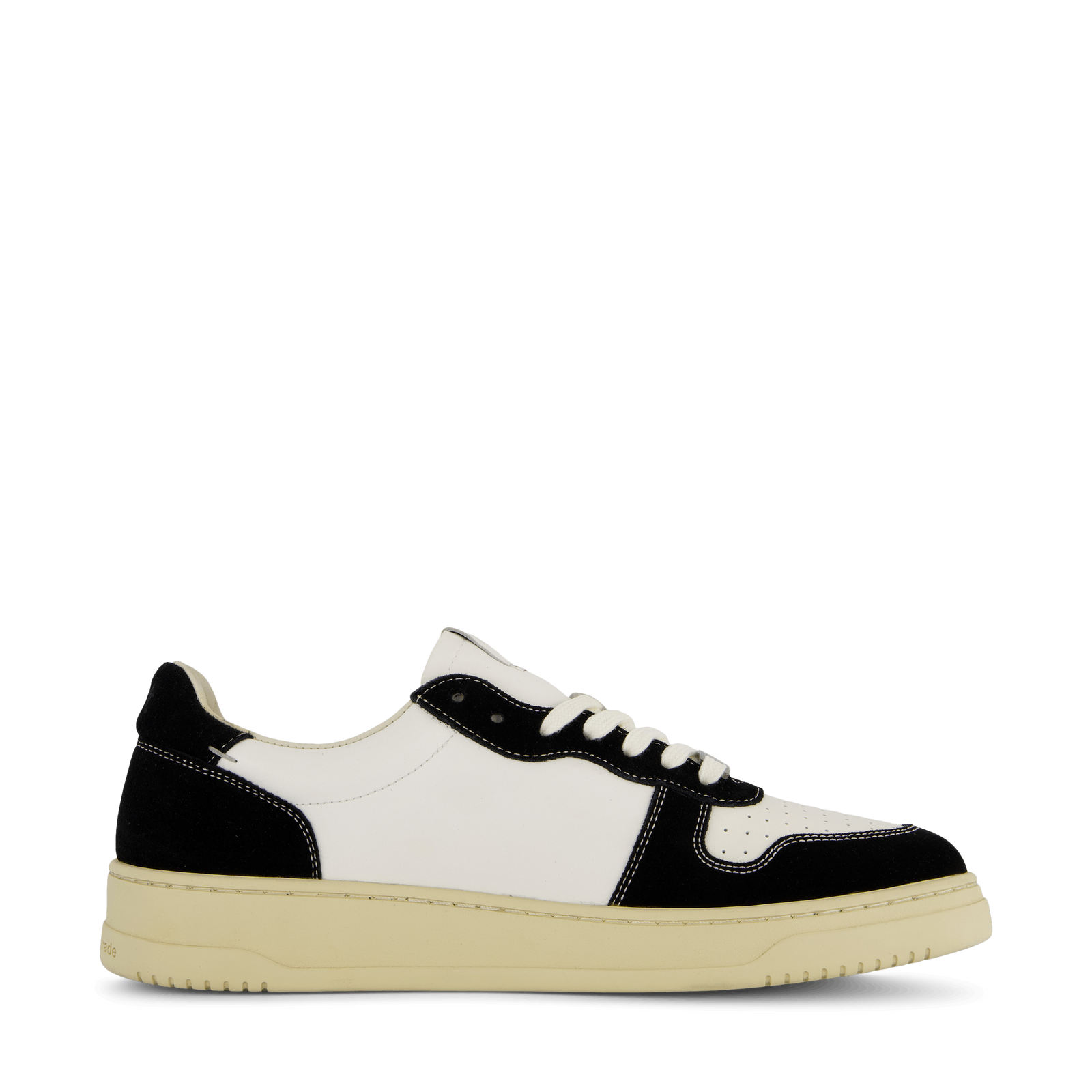 Court Black/off White