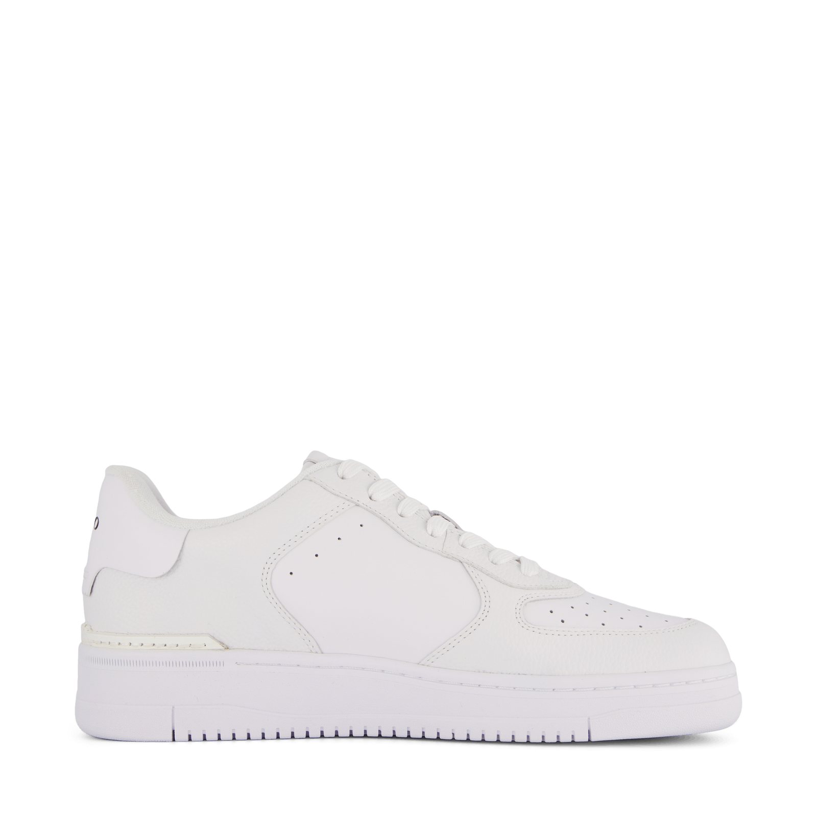 Masters Court Leather Sneaker White