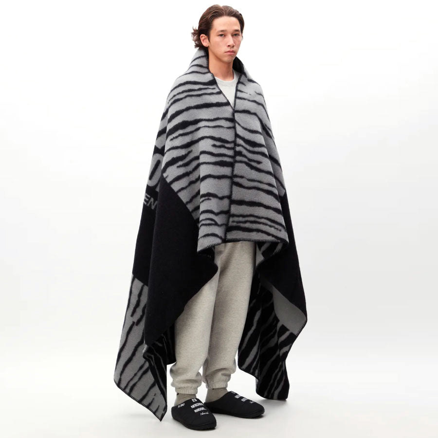 Nh X Nanga . Tiger Pattern Woo Gray