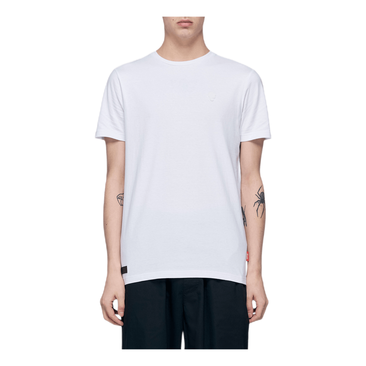 X Caliroots Bronzo Tee White