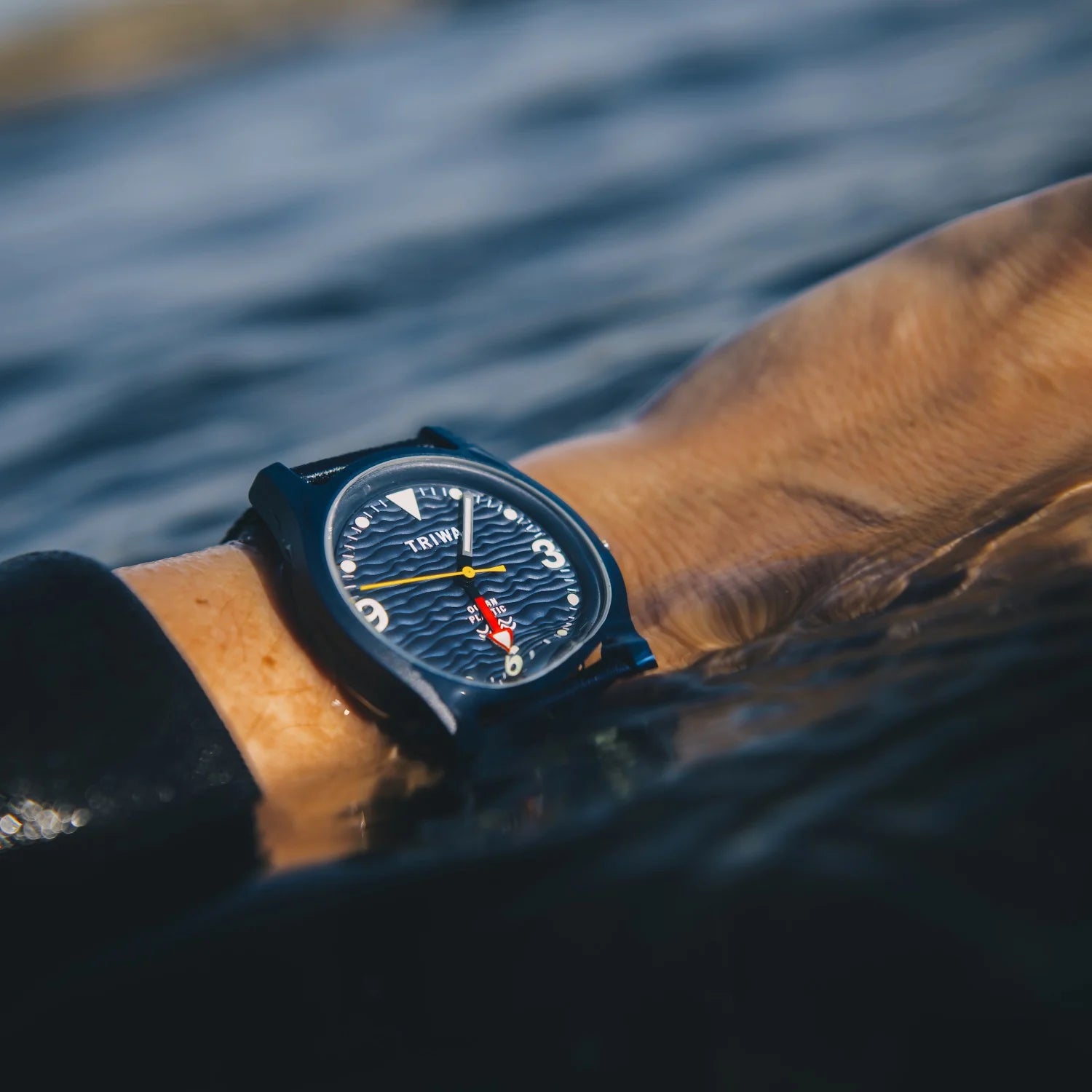 Ocean Plastic - Deep Blue