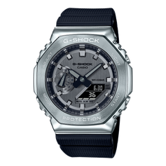Casio G-shock (5611)_basic | Caliroots.com