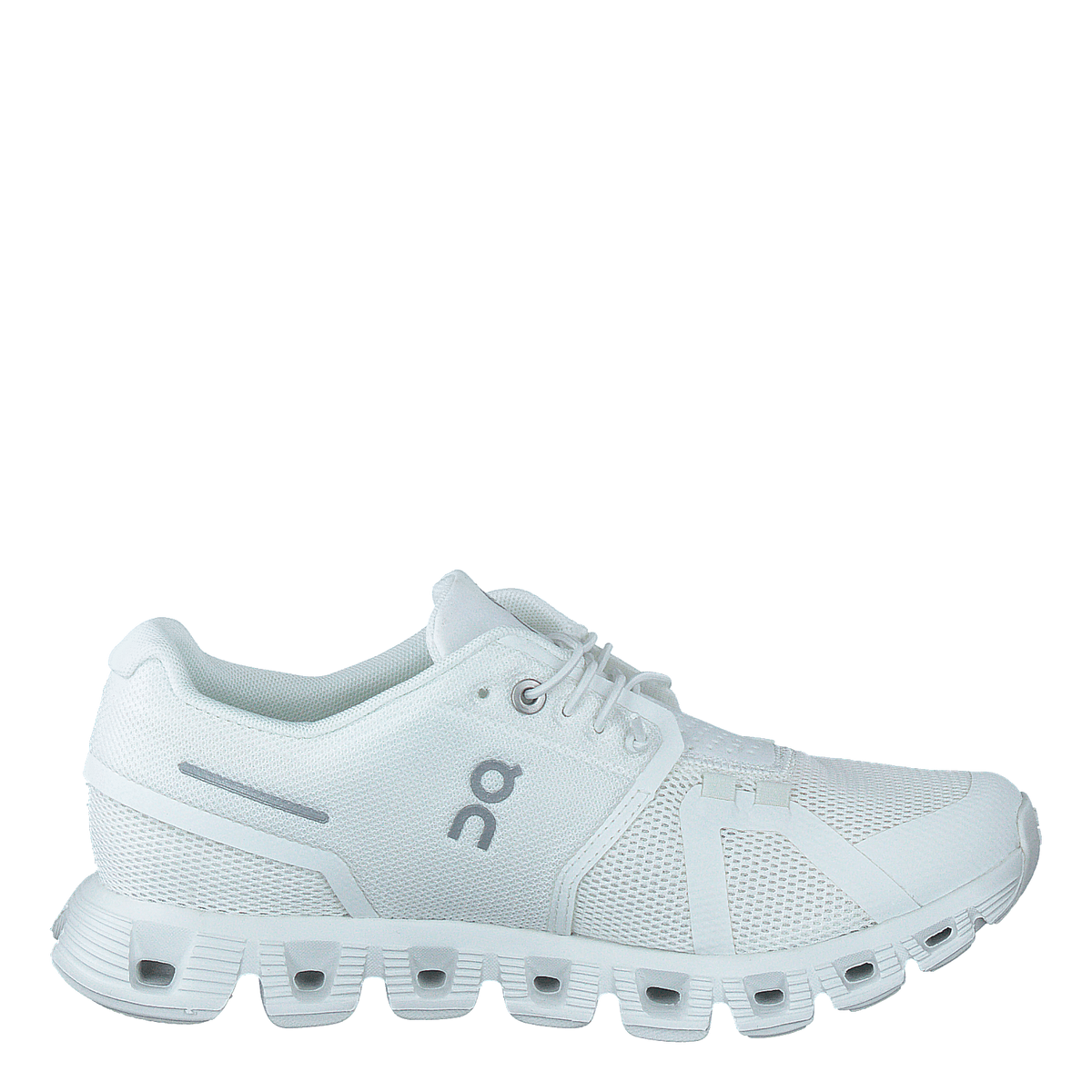 Cloud 5 All White