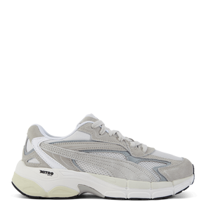 Caliroots cheap yeezy 700